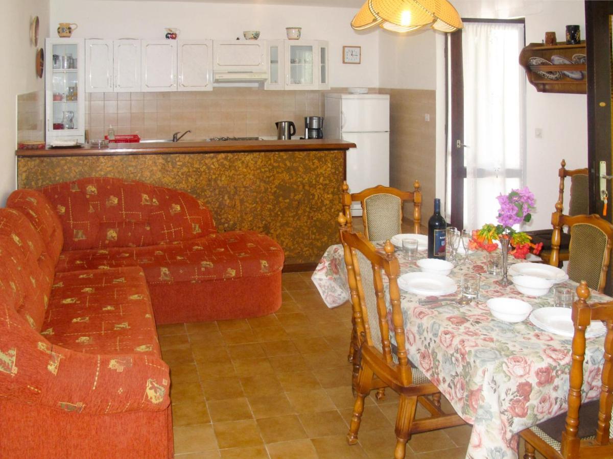 Apartment Violetta - Lbn201 By Interhome Лабин Екстер'єр фото